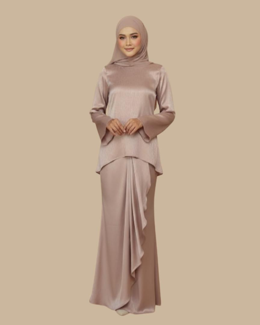 Kurung Danea ELEMMIERA Kain Satin dan Pareo Instant untuk pakaian Wanita Moden