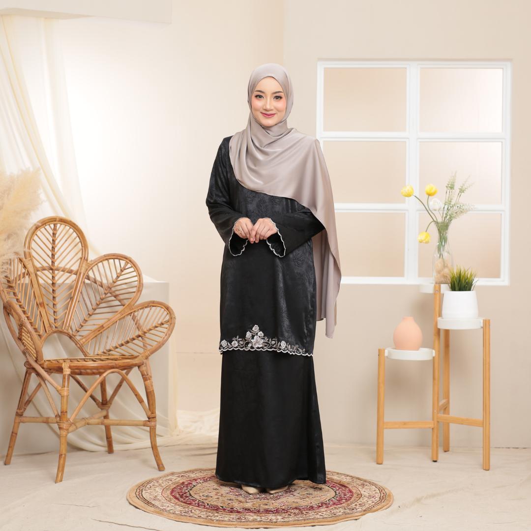 Kurung Sophy ELEMMIERA Modern Muslimah Raya Collection Set Family