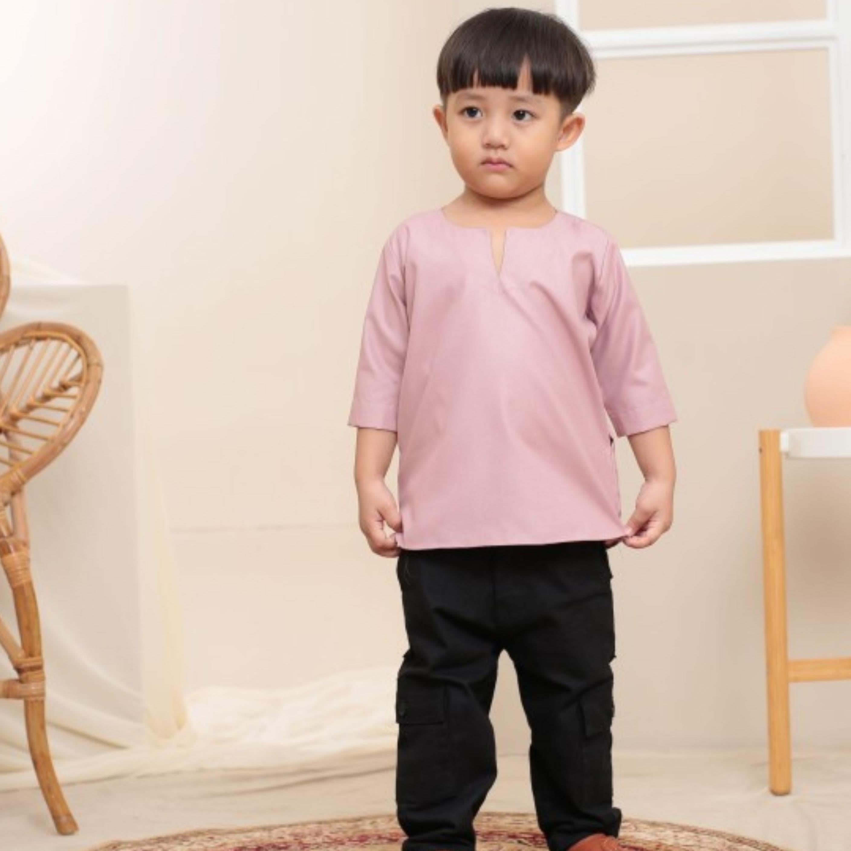 Kurta Emmir ELEMMIERA Lengan Pendek 3/4 dan 2 Sisi Poket Tersembunyi