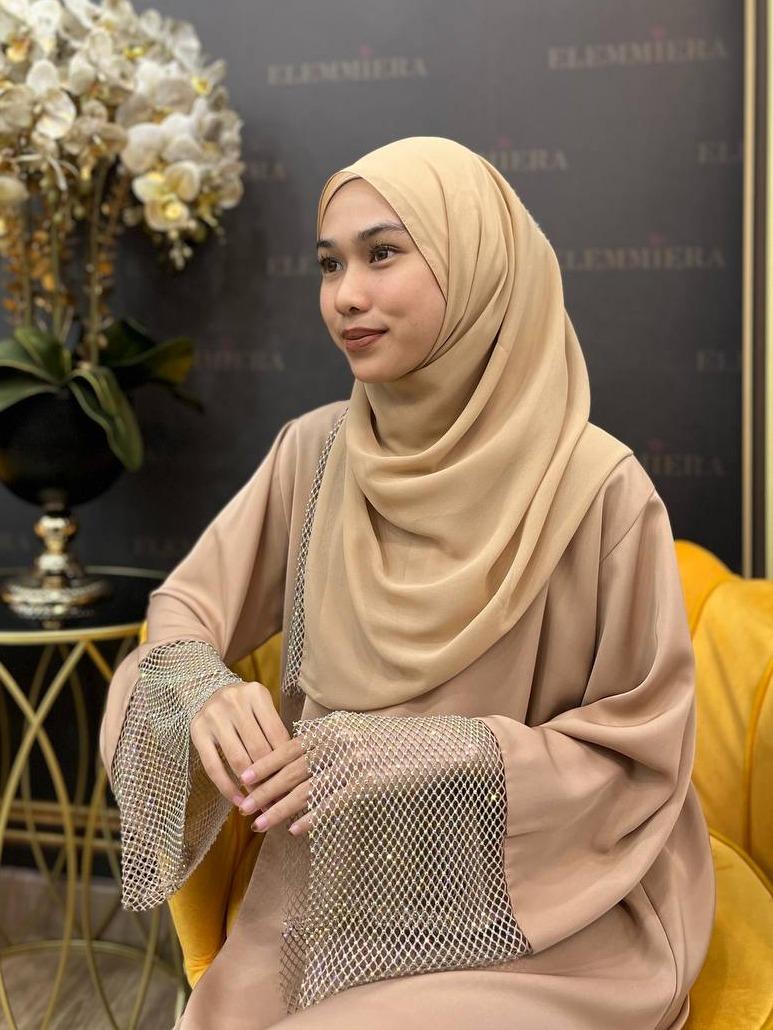 Abaya UAE Qhareena ELEMMIERA Eksklusif, Kecantikan, Keanggunan dan Keyakinan Maksimum