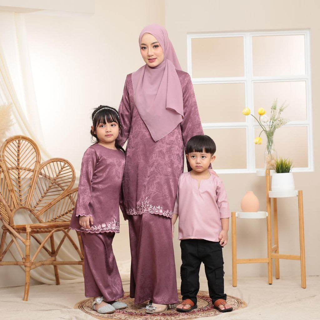 Kurung Sophy ELEMMIERA Modern Muslimah Raya Collection Set Family