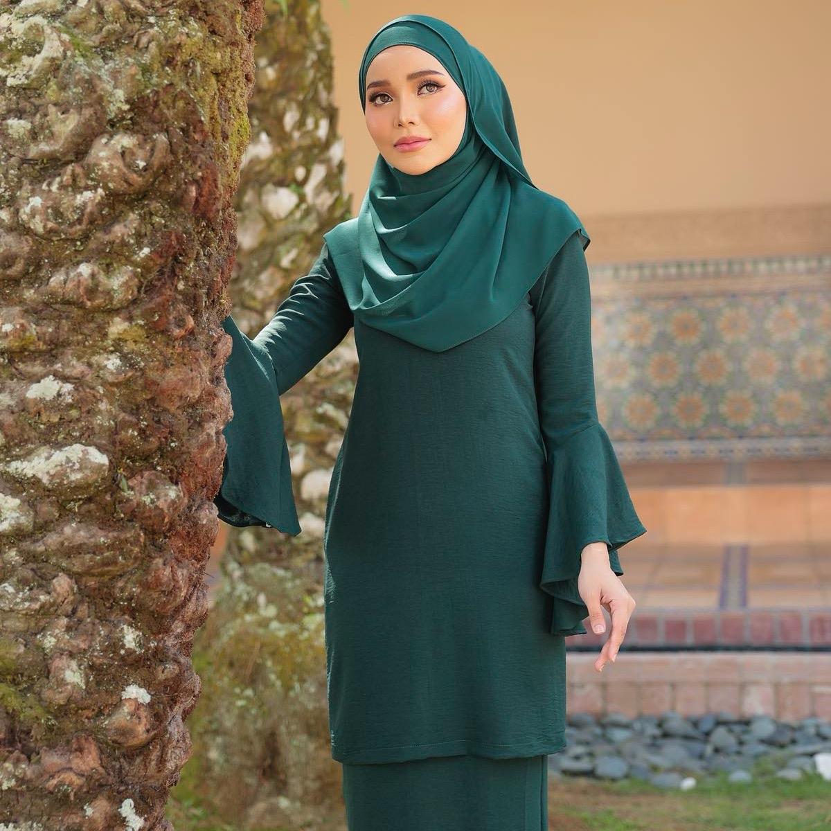 Kurung Salma ELEMMIERA Comfy Wear Ironless Saloma Sleeve and Elegant