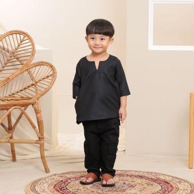 Kurta Kids Emmir ELEMMIERA Lengan Pendek 3/4 dan 2 Sisi Poket Tersembunyi