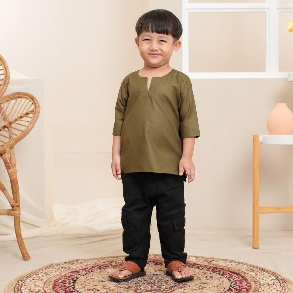 Kurta Kids Emmir ELEMMIERA Lengan Pendek 3/4 dan 2 Sisi Poket Tersembunyi