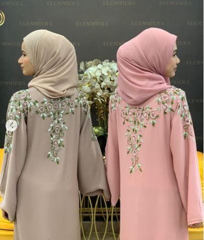 Abaya UAE Aleesya ELEMMIERA Jahitan Bunga Manik Premium di bahu, belakang dan tangan Abaya Muslimah