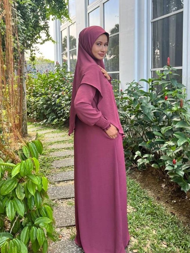 Jubah Luffa ELEMMIERA untuk Wanita Muslimah Premium Elegan Viral - Sesuai untuk Majlis Agama, Keramaian dan Ibadah