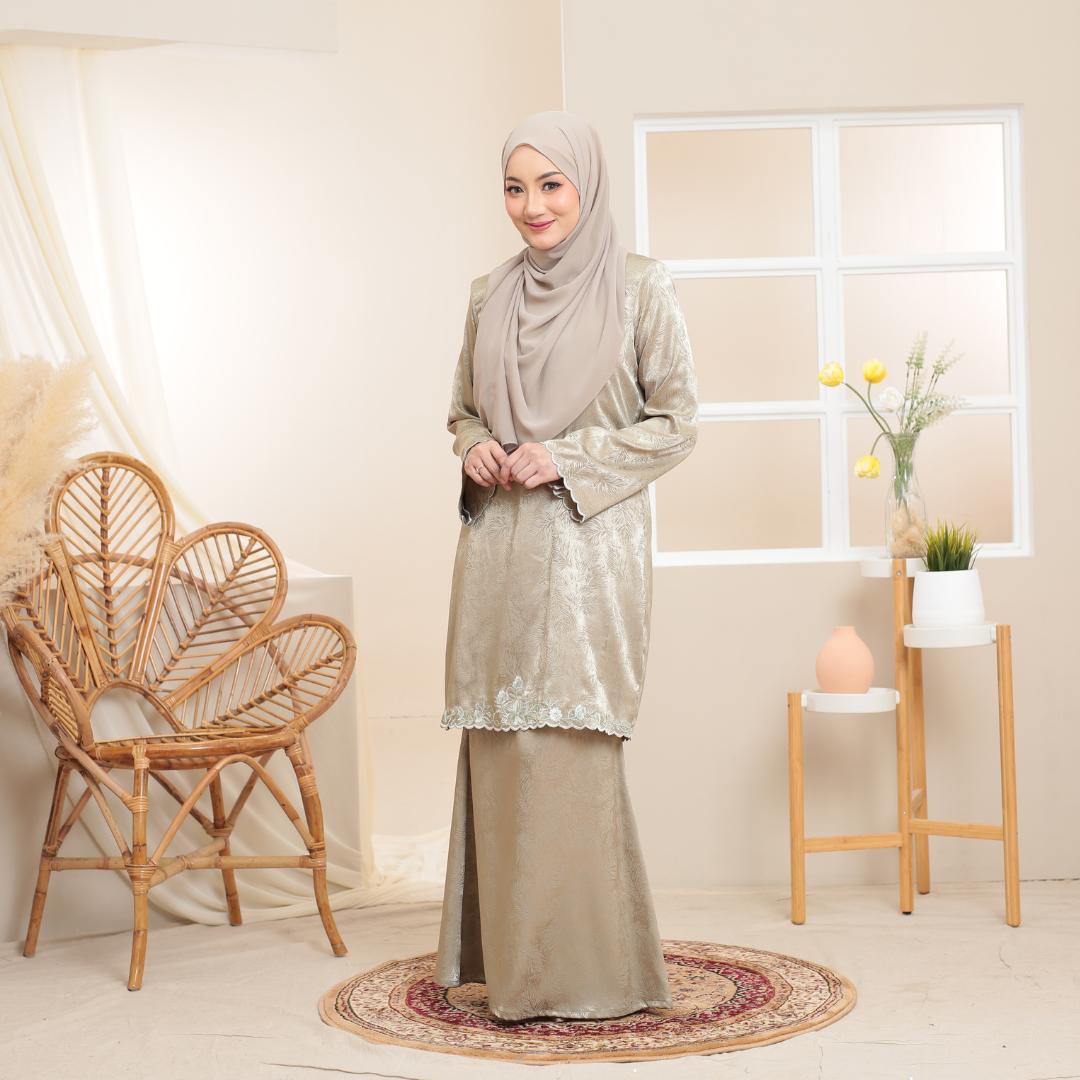 Kurung Sophy ELEMMIERA Modern Muslimah Raya Collection Set Family