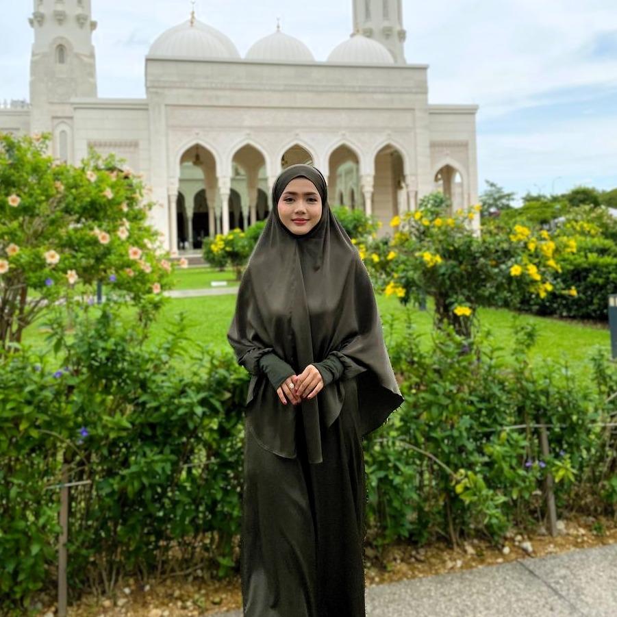 Jubah Ayraa ELEMMIERA Muslimah Women Wear Elegant Casual