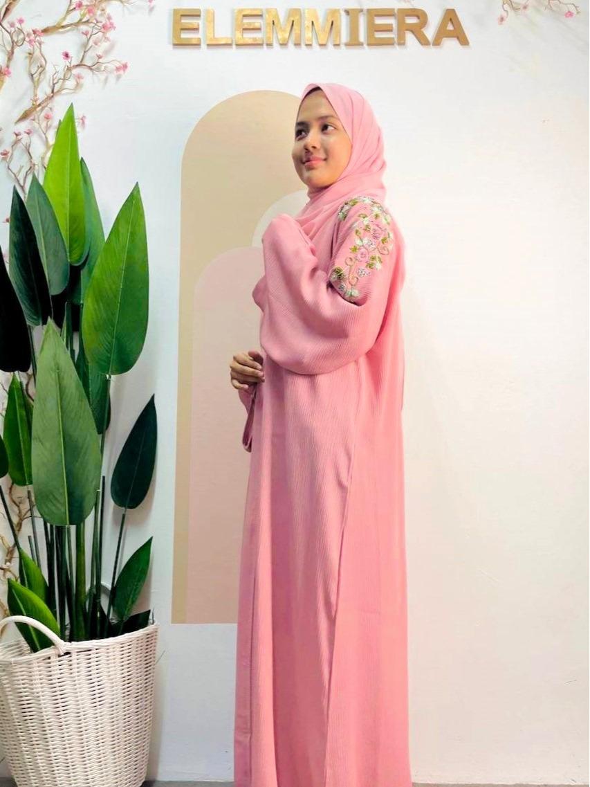 Abaya UAE Aleesya ELEMMIERA Jahitan Bunga Manik Premium di bahu, belakang dan tangan Abaya Muslimah