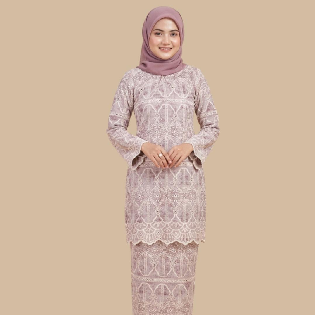 Kurung Mahsuri Luxe Lace Soft Sage Edition
