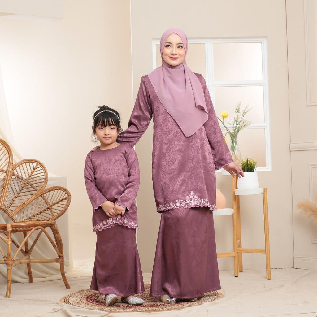 Kurung Sophy ELEMMIERA Modern Muslimah Raya Collection Set Family