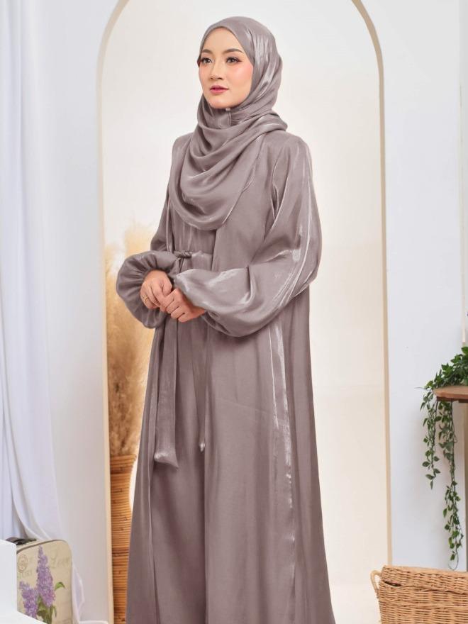 Abaya Safwa ELEMMIERA elegant design which enhances your modest style Viral Abaya Arab