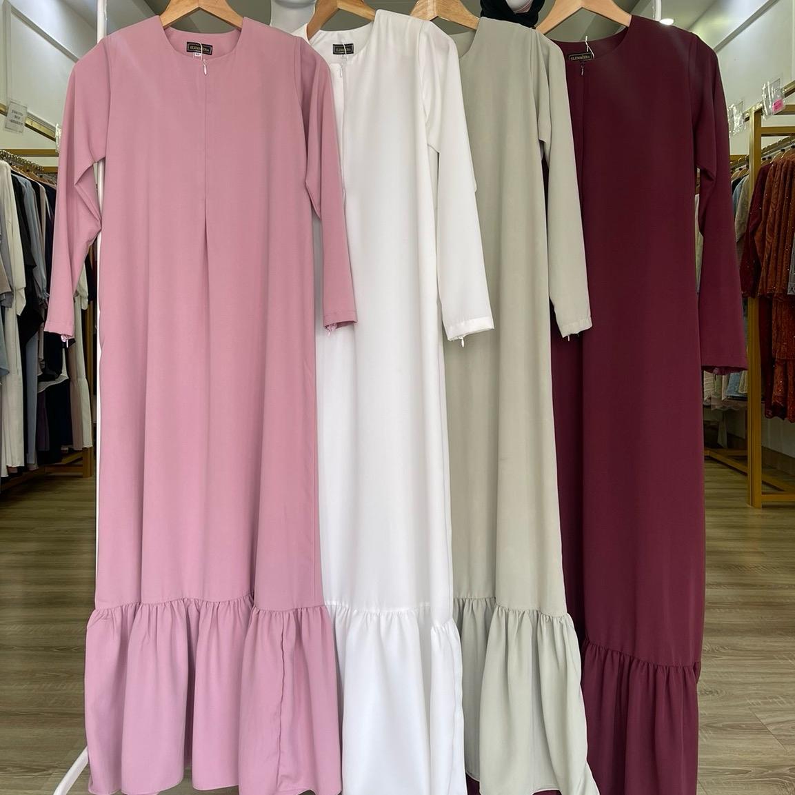 Jubah Qhylaa ELEMMIERA Pakaian Muslimah Modest Comfy Elegant dengan reka bentuk ruffle pada skirt