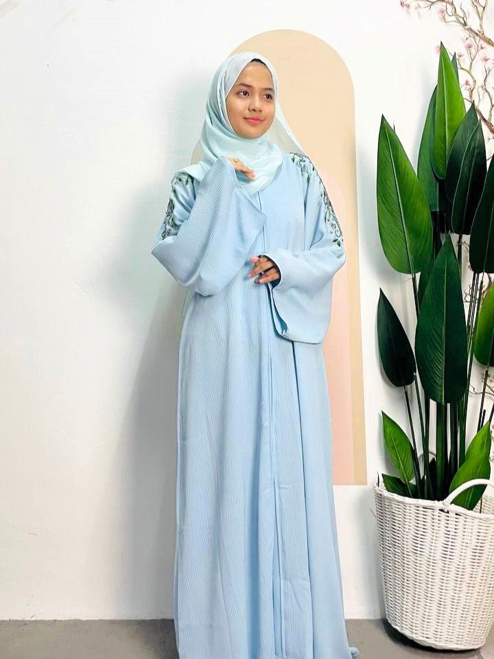 Abaya UAE Aleesya ELEMMIERA Jahitan Bunga Manik Premium di bahu, belakang dan tangan Abaya Muslimah