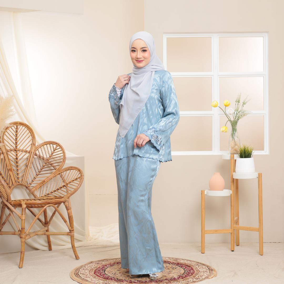 Kurung Melissa ELEMMIERA Modern Muslimah Raya Collection with Sleeve Sulam Satin Silk