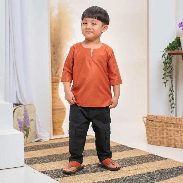 Kurta Kids Emmir ELEMMIERA Lengan Pendek 3/4 dan 2 Sisi Poket Tersembunyi
