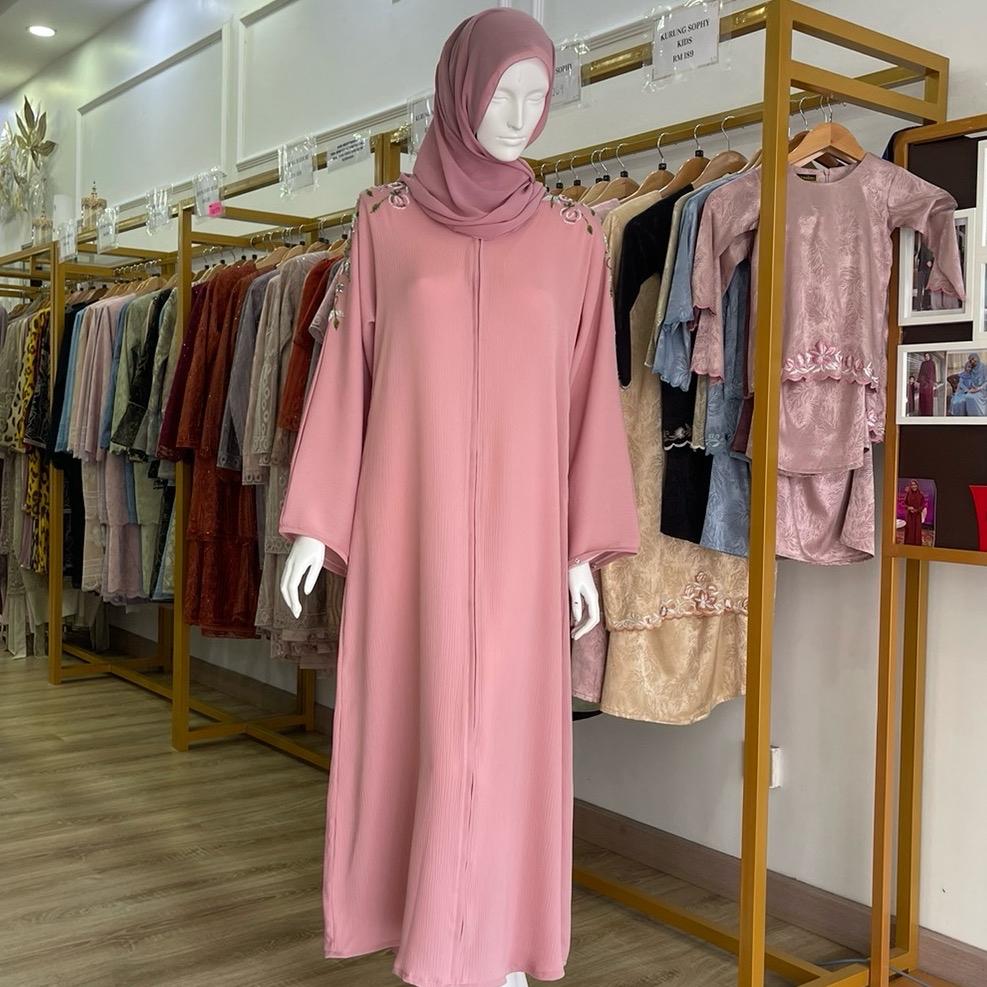 Abaya UAE Aleesya ELEMMIERA Jahitan Bunga Manik Premium di bahu, belakang dan tangan Abaya Muslimah